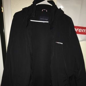TOMMY HILFIGER WINDBREAKER